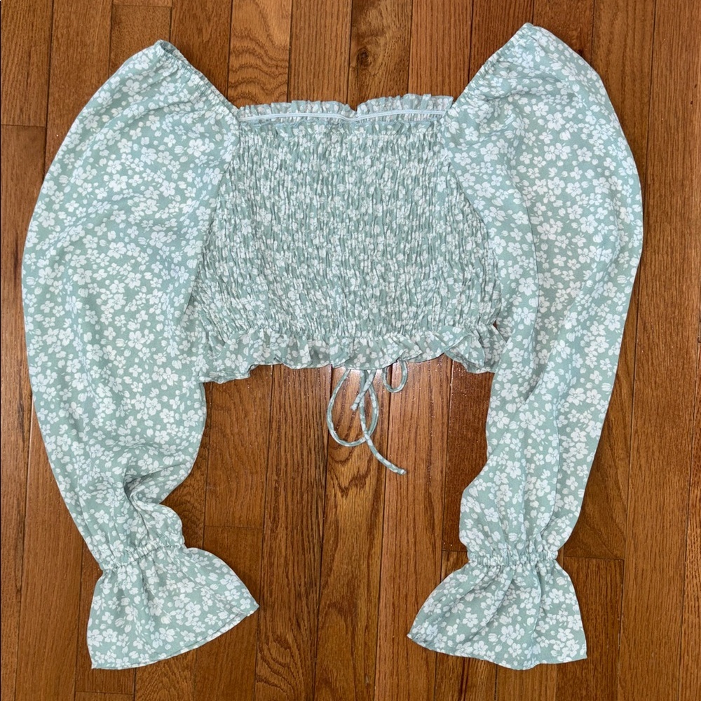 Altar'd State Crop Top Size Small - Picture 6 of 8